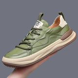 Leren schoenen op hoge zool