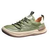 Leren schoenen op hoge zool